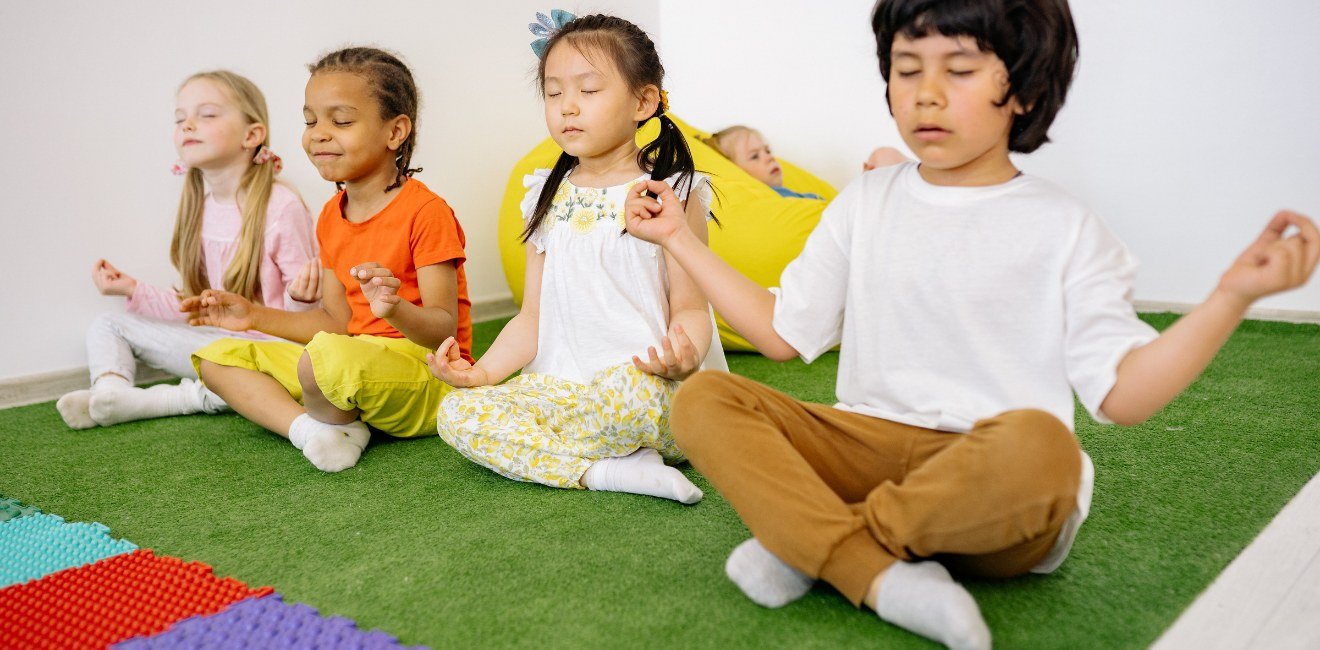 Sophrologie pour enfants et anxiété scolaire